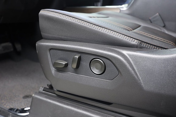 Chevrolet Silverado EV 19 of 27