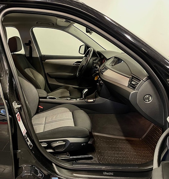BMW X1 10 of 15