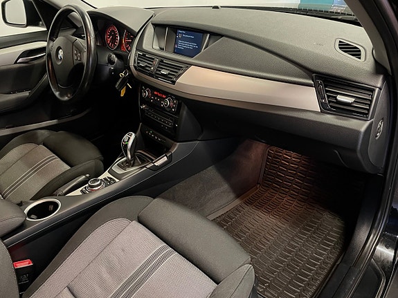 BMW X1 9 of 15