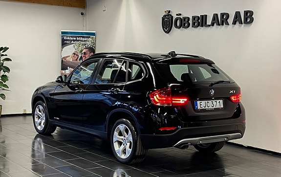 BMW X1 3 of 5