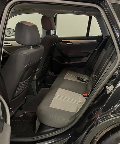 BMW X1 7 of 15
