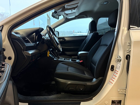 Subaru Outback 3 of 5