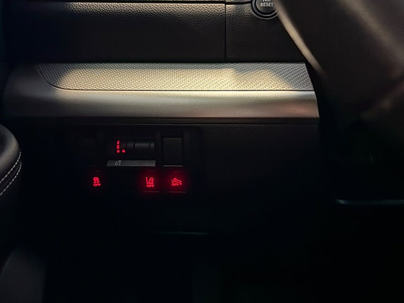 Subaru Outback 8 of 15