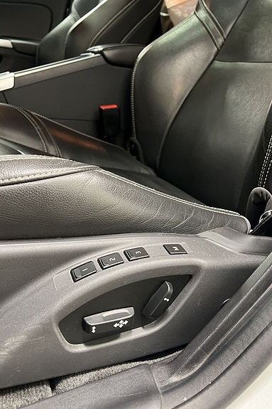 Volvo V60 13 of 25