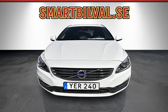Volvo V60 8 of 25
