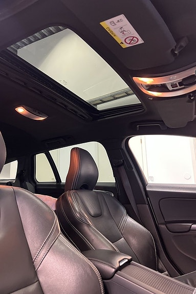 Volvo V60 23 of 25