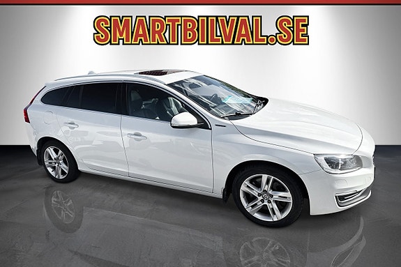 Volvo V60 2 of 25