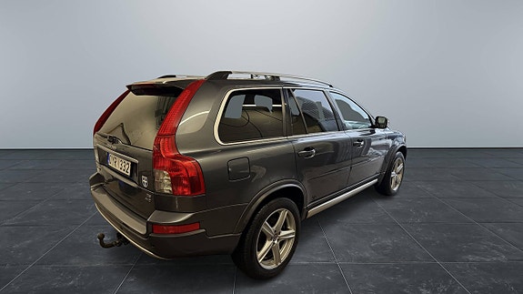 Volvo XC90 4 of 9