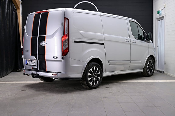Ford Transit Custom 4 of 5