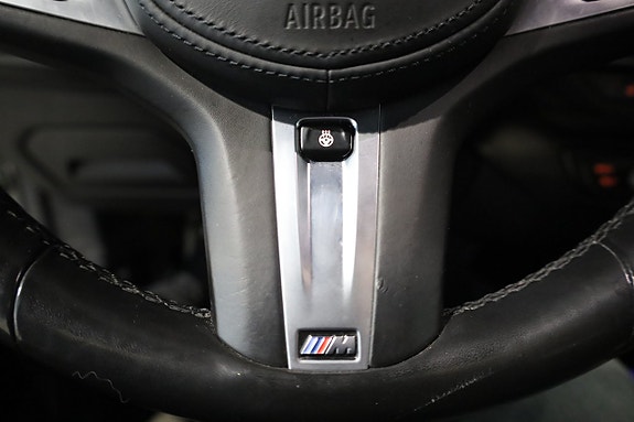 BMW 218 26 of 28