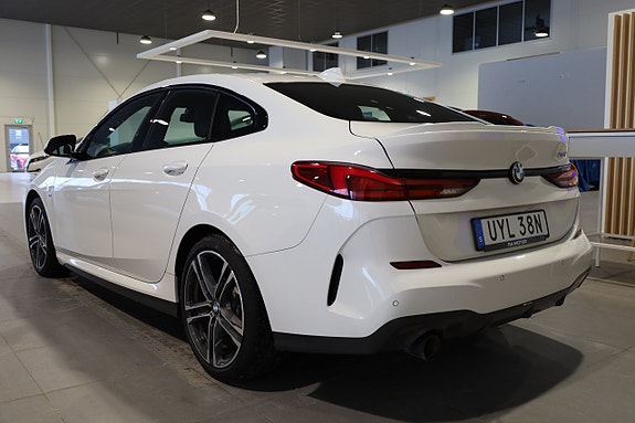 BMW 218 3 of 28
