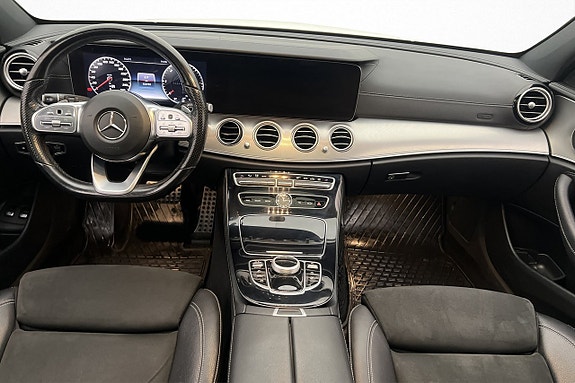 Mercedes-Benz E200 24 of 30