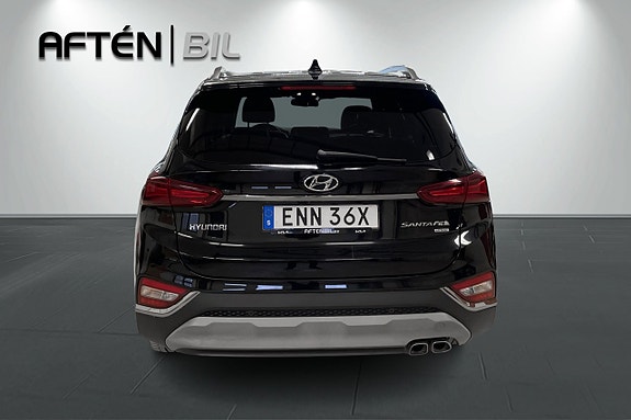 Hyundai Santa Fe 9 of 26