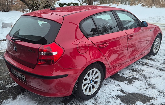 BMW 118d 8 of 23