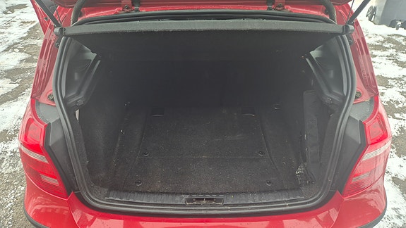 BMW 118d 11 of 23