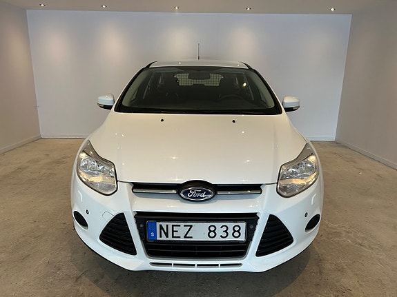 Ford Focus 2 of 5