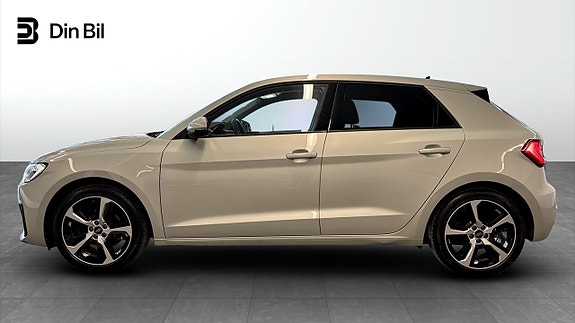 Audi A1 2 of 5