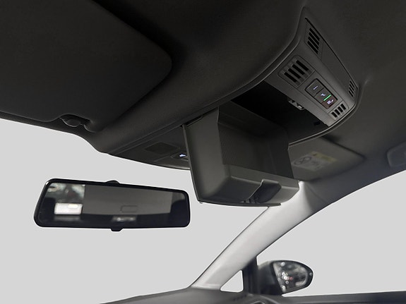 Volkswagen Golf I 17 of 17