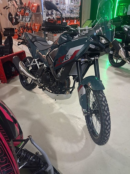 Kawasaki Kle 500 se 2 of 2