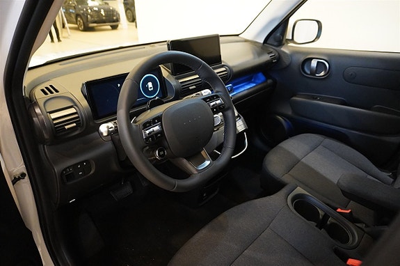 Hyundai Inster 2 of 11