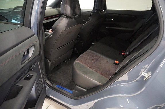 Nissan Ariya 16 of 23