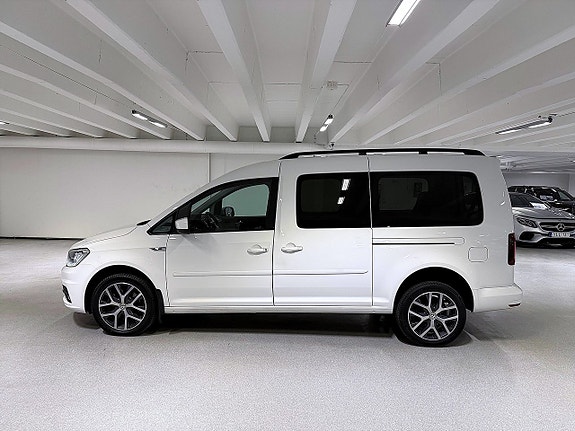 Volkswagen Caddy Maxi 8 of 23