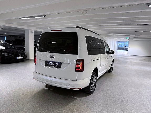 Volkswagen Caddy Maxi 5 of 5