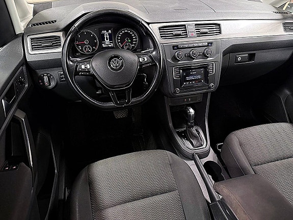 Volkswagen Caddy Maxi 19 of 23