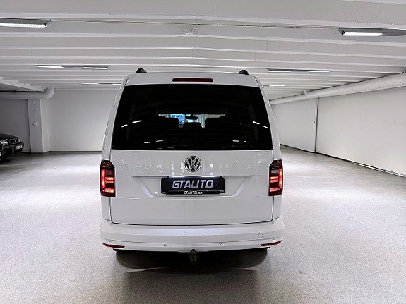 Volkswagen Caddy Maxi 6 of 23