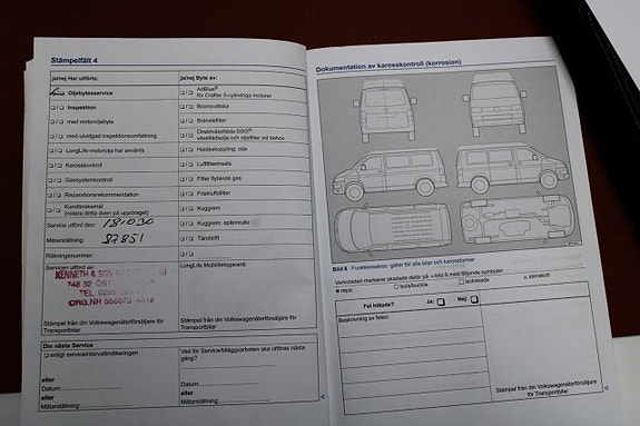Volkswagen Multivan 23 of 30