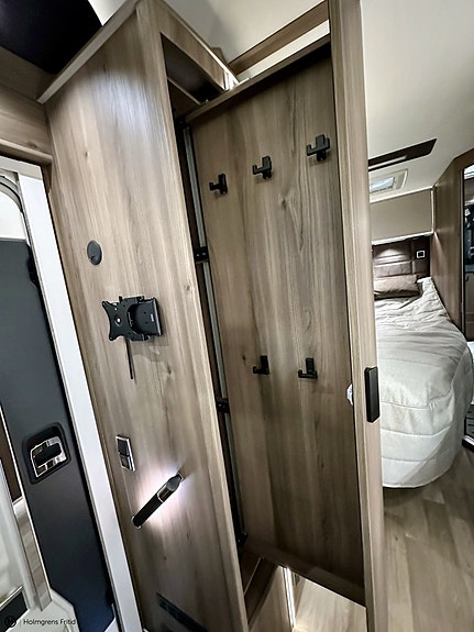 Kabe Travel Master Novum compact 720 LXL 15 of 18