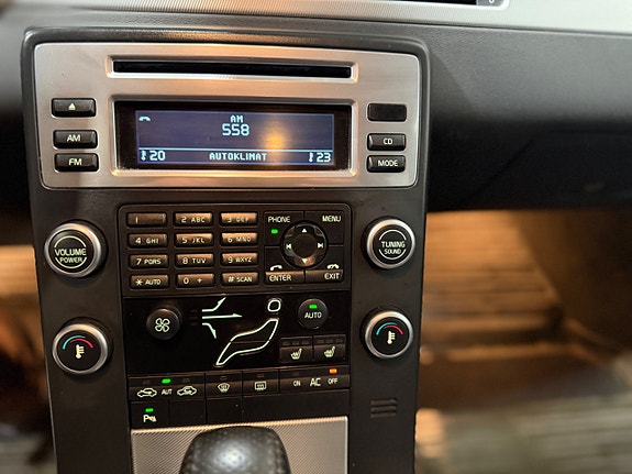 Volvo V70 18 of 20