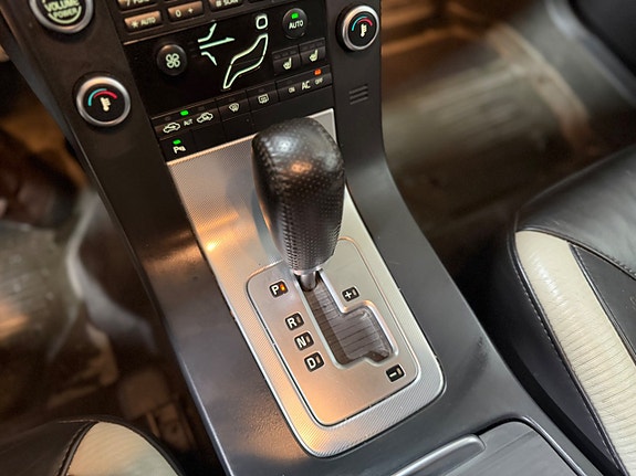 Volvo V70 17 of 20