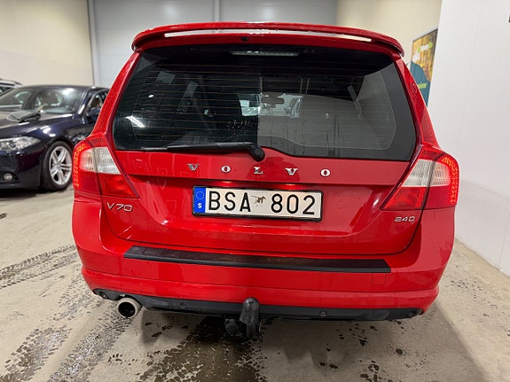 Volvo V70 7 of 20