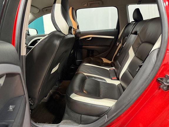 Volvo V70 9 of 20