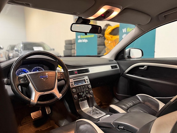 Volvo V70 13 of 20