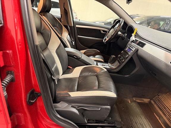 Volvo V70 15 of 20