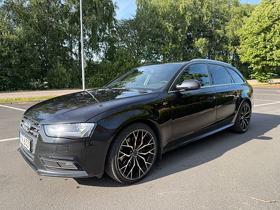 Audi A4 3 of 10