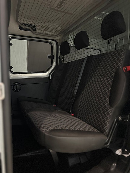 Renault Kangoo Express 9 of 14