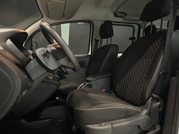 Renault Kangoo Express 10 of 14