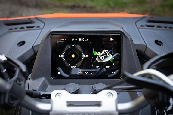 Goes TERROX 1000 PRO HIGHLAND SERVO 4x4 TRAKTOR B 3 of 8