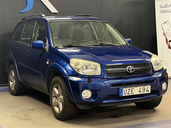 Toyota RAV4 4 of 13