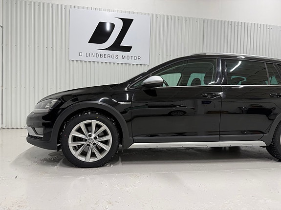 Volkswagen Golf Alltrack 4 of 5