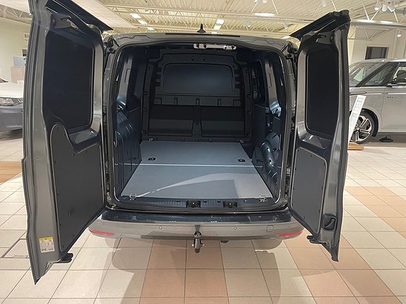 Volkswagen Caddy Maxi 7 of 9
