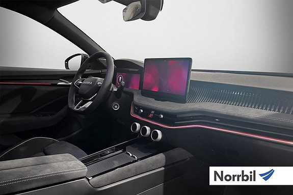 Skoda Superb 8 of 27