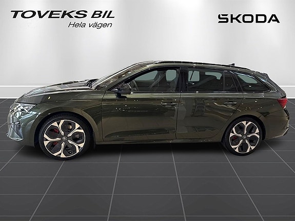 Skoda Octavia 2 of 15