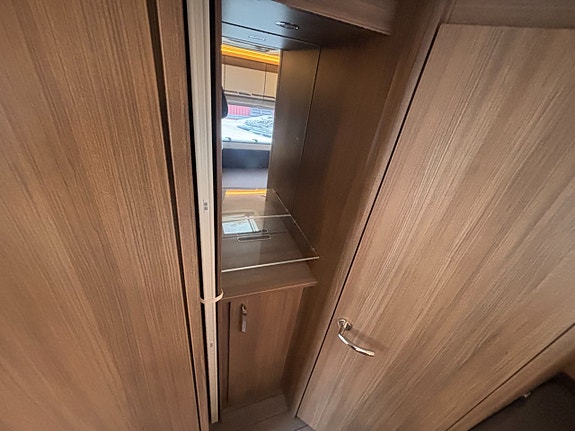 Knaus Südwind 580 UF Scandinavian Selection ALDE / 1995 kr/mån / 1 års garanti 8 of 10