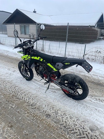 FANTIC XM 50 Performance Motard 3 of 4