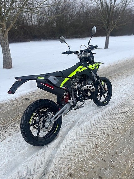FANTIC XM 50 Performance Motard 4 of 4