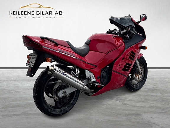 Suzuki Cycles RF600R 0.6 599cc 8 of 18